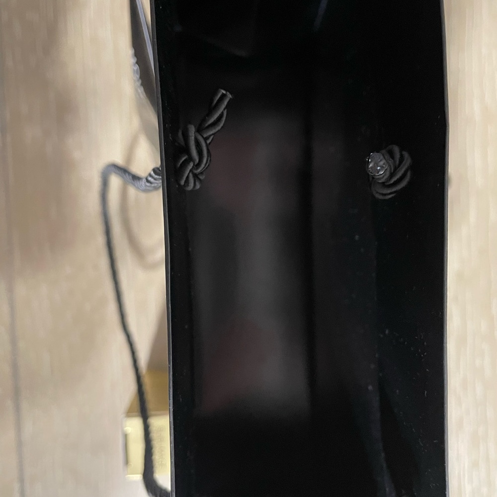 Chanel shopping bag and samples Bundle. - Picture 3 of 5